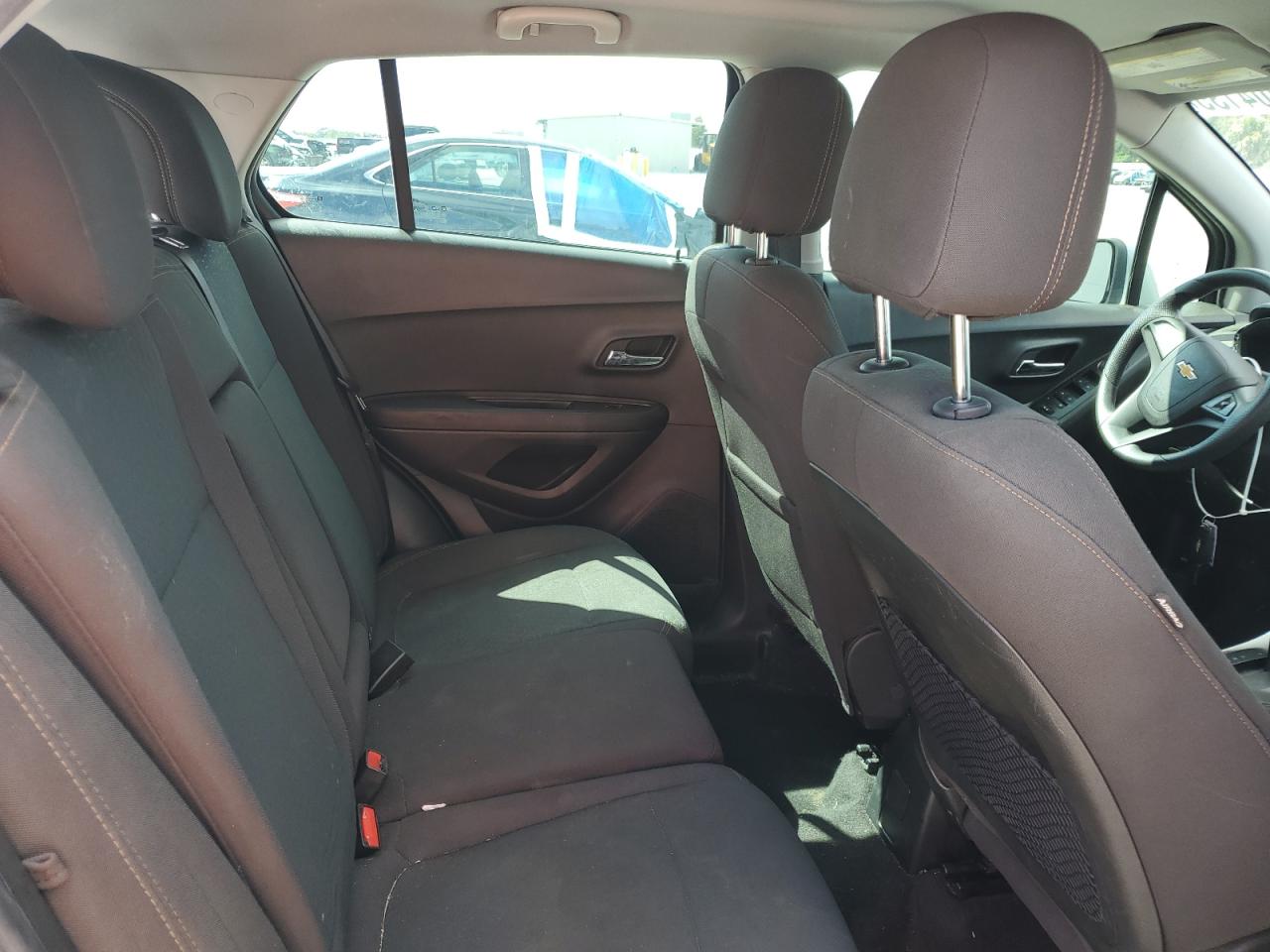 2021 Chevrolet Trax Ls VIN: KL7CJKSB4MB304914 Lot: 84404135