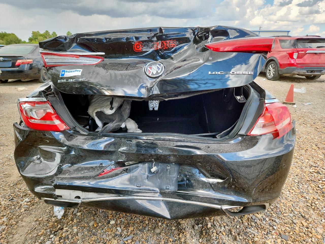 2017 Buick Lacrosse Essence VIN: 1G4ZP5SS6HU202727 Lot: 85357545