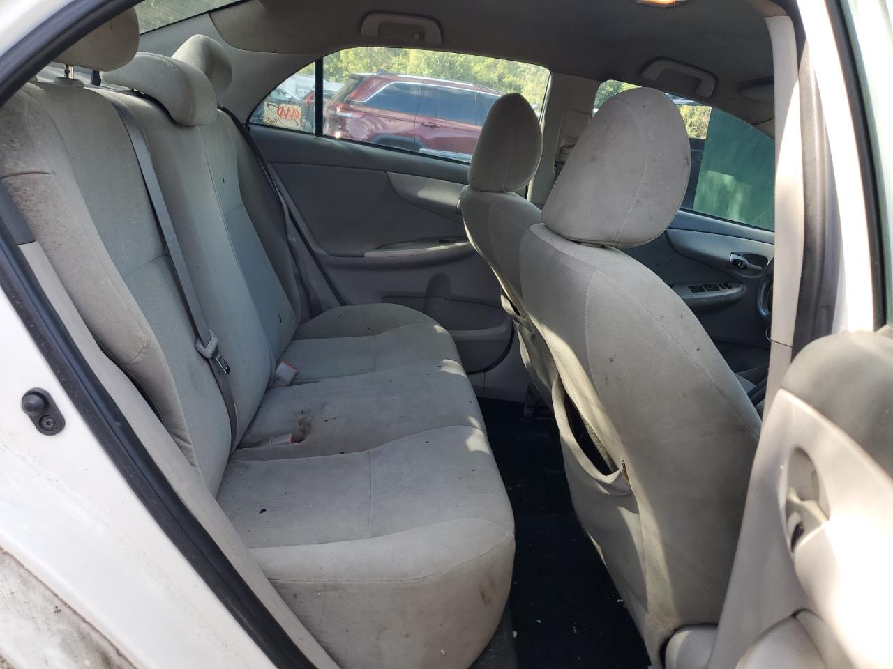 2010 Toyota Corolla Base VIN: 2T1BU4EE4AC276830 Lot: 84890945