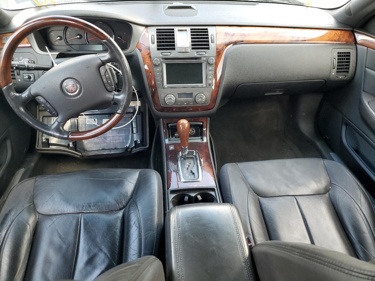 2007 Cadillac Dts VIN: 1G6KD57917U157685 Lot: 81206585
