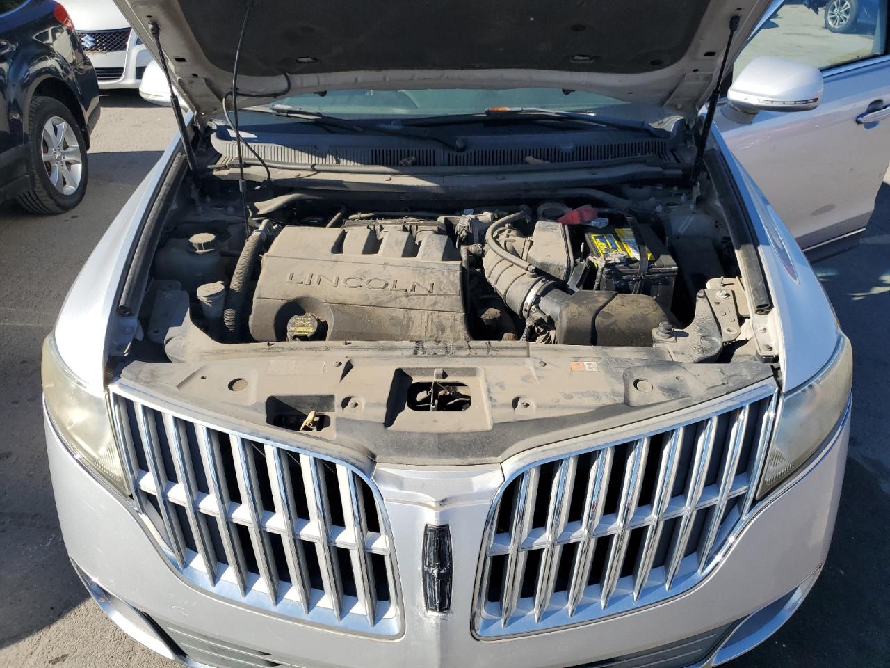2010 Lincoln Mkt VIN: 2LMHJ5AR3ABJ12558 Lot: 87272615