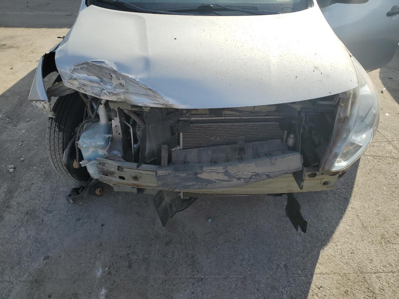 2015 Nissan Versa S VIN: 3N1CN7AP0FL833797 Lot: 85499845