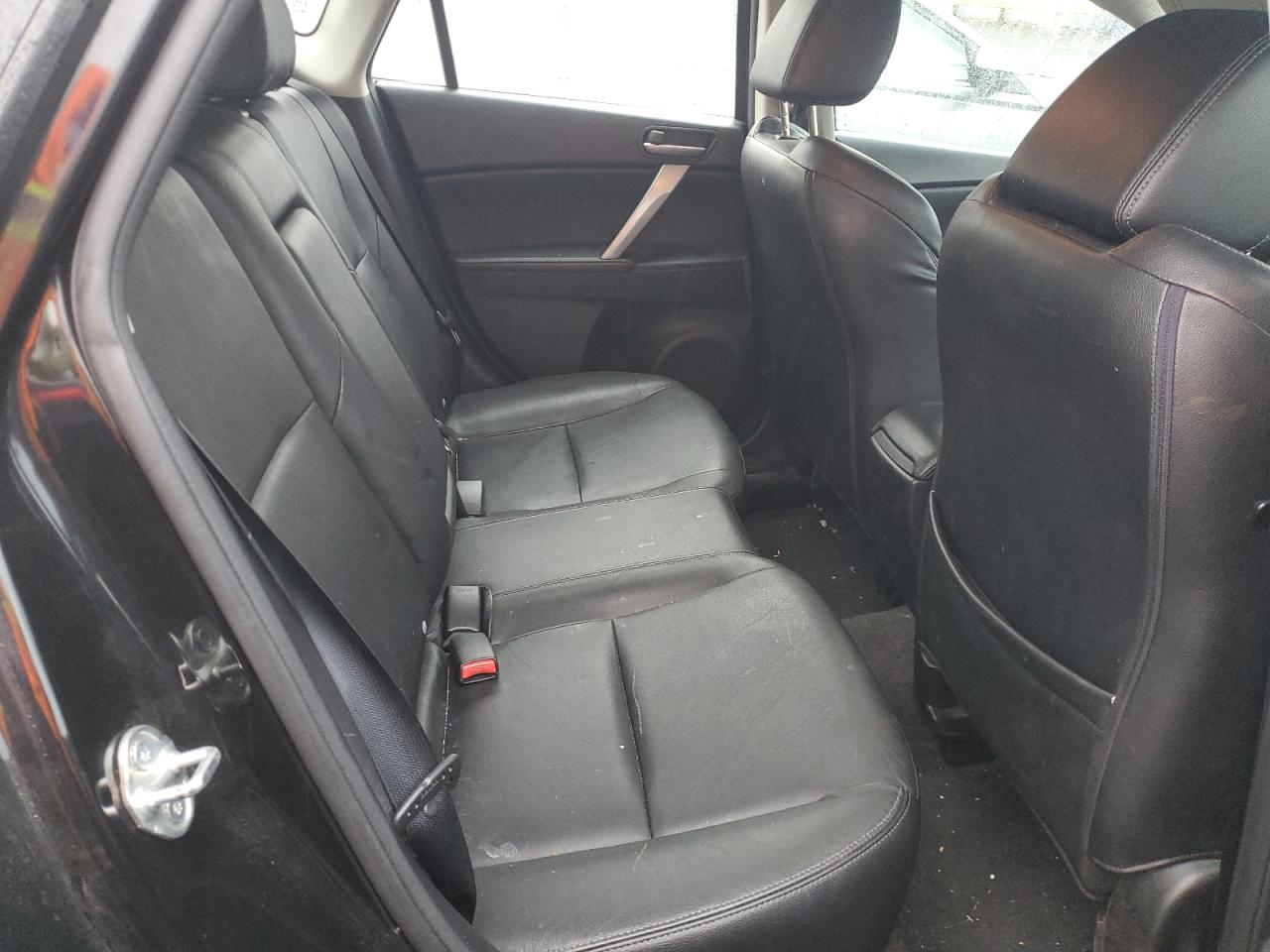 2011 Mazda 3 S VIN: JM1BL1M61B1464982 Lot: 87256145