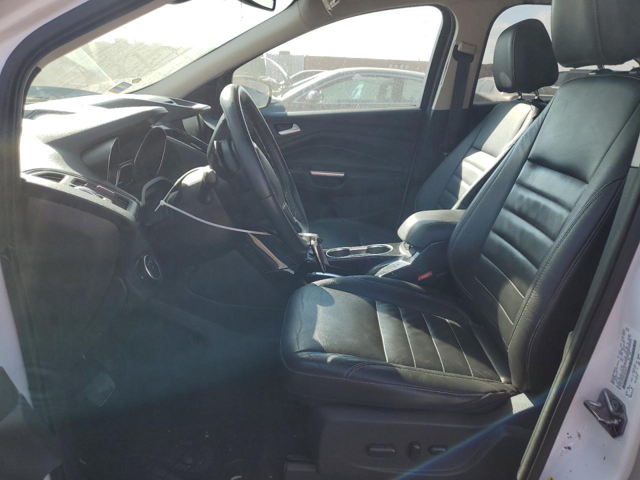 2015 Ford Escape Titanium VIN: 1FMCU0J94FUB16975 Lot: 90537875