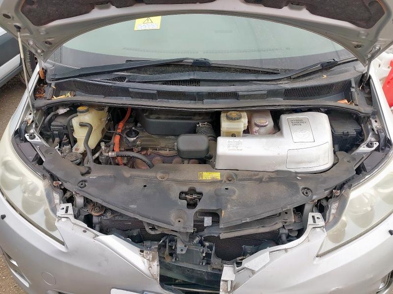 2011 TOYOTA  