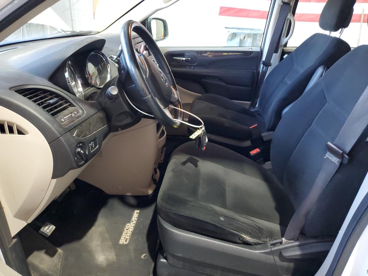 2015 Dodge Grand Caravan Se VIN: 2C4RDGBG0FR713784 Lot: 85282375
