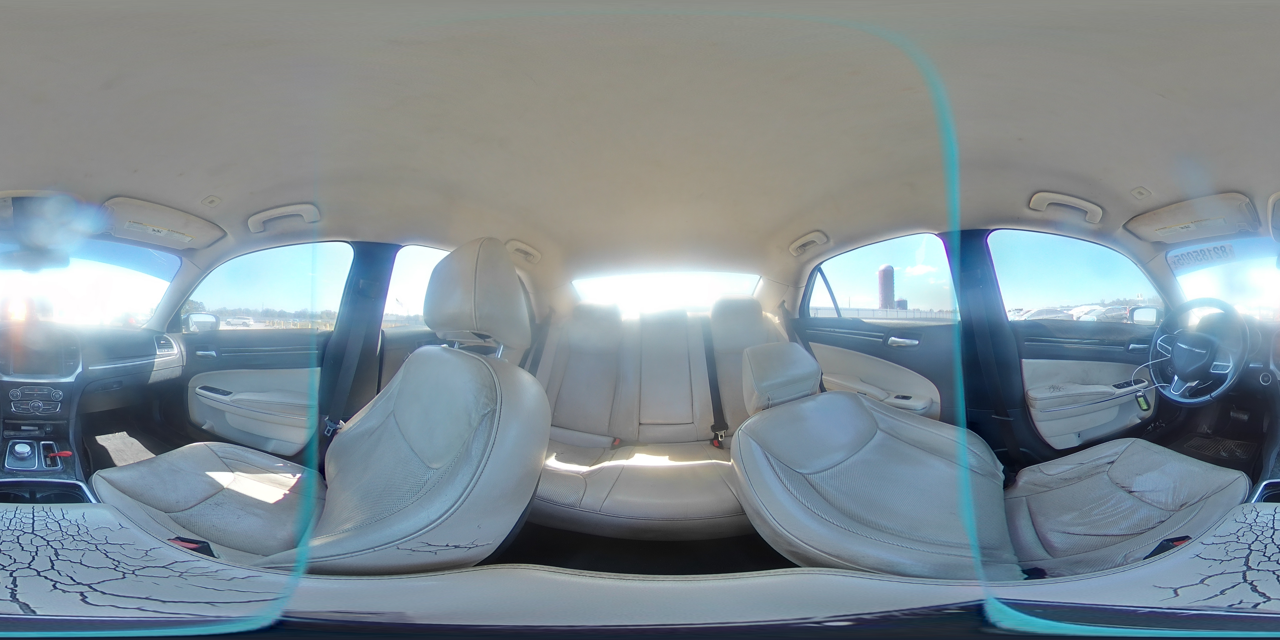 2018 Chrysler 300 Limited VIN: 2C3CCAEG1JH137059 Lot: 82185005