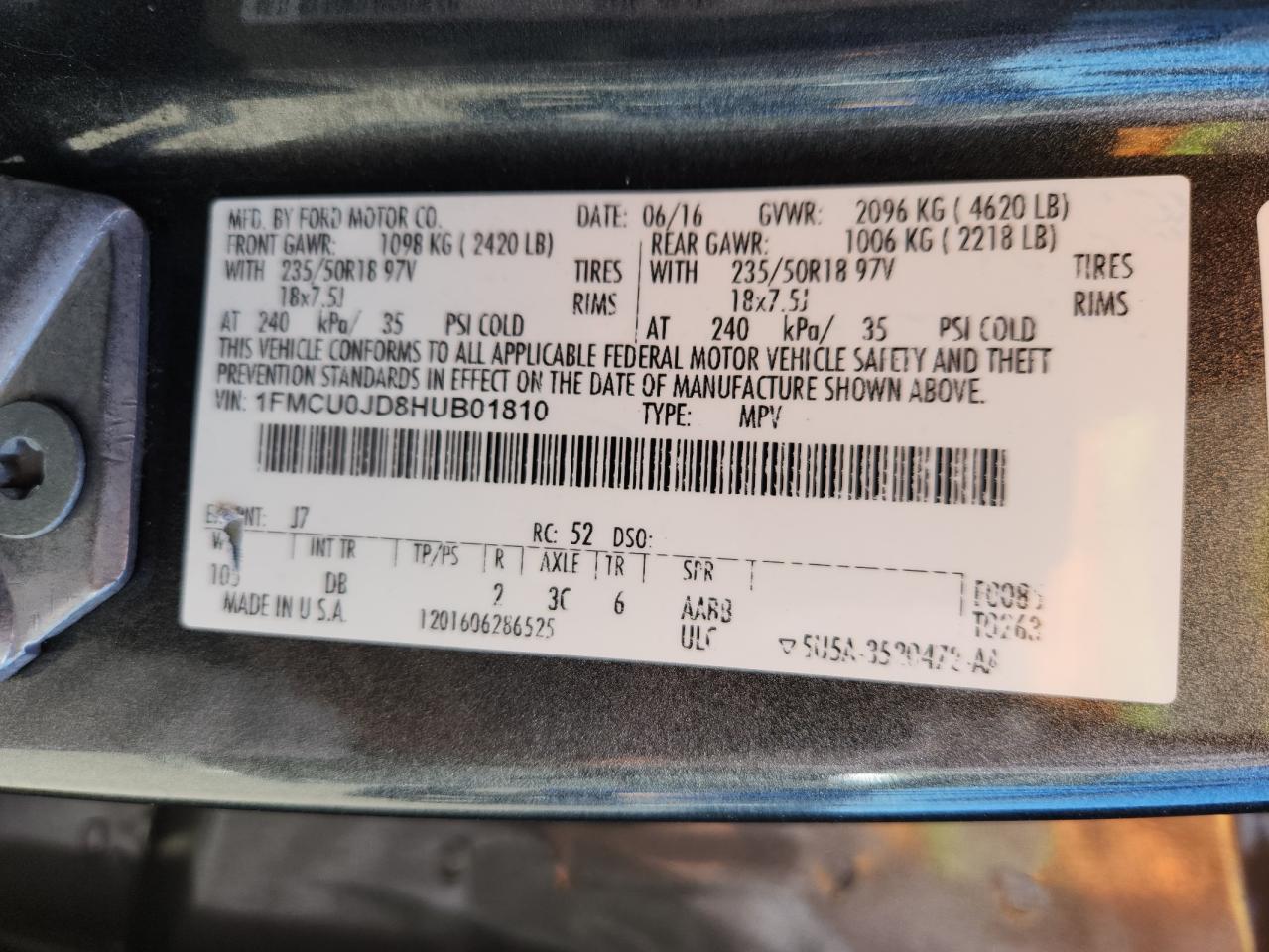 2017 Ford Escape Titanium VIN: 1FMCU0JD8HUB01810 Lot: 87097655