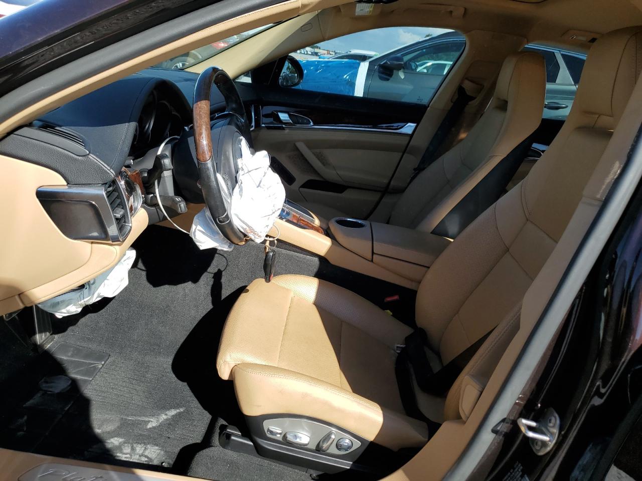 2013 Porsche Panamera 2 VIN: WP0AA2A75DL015607 Lot: 89669555