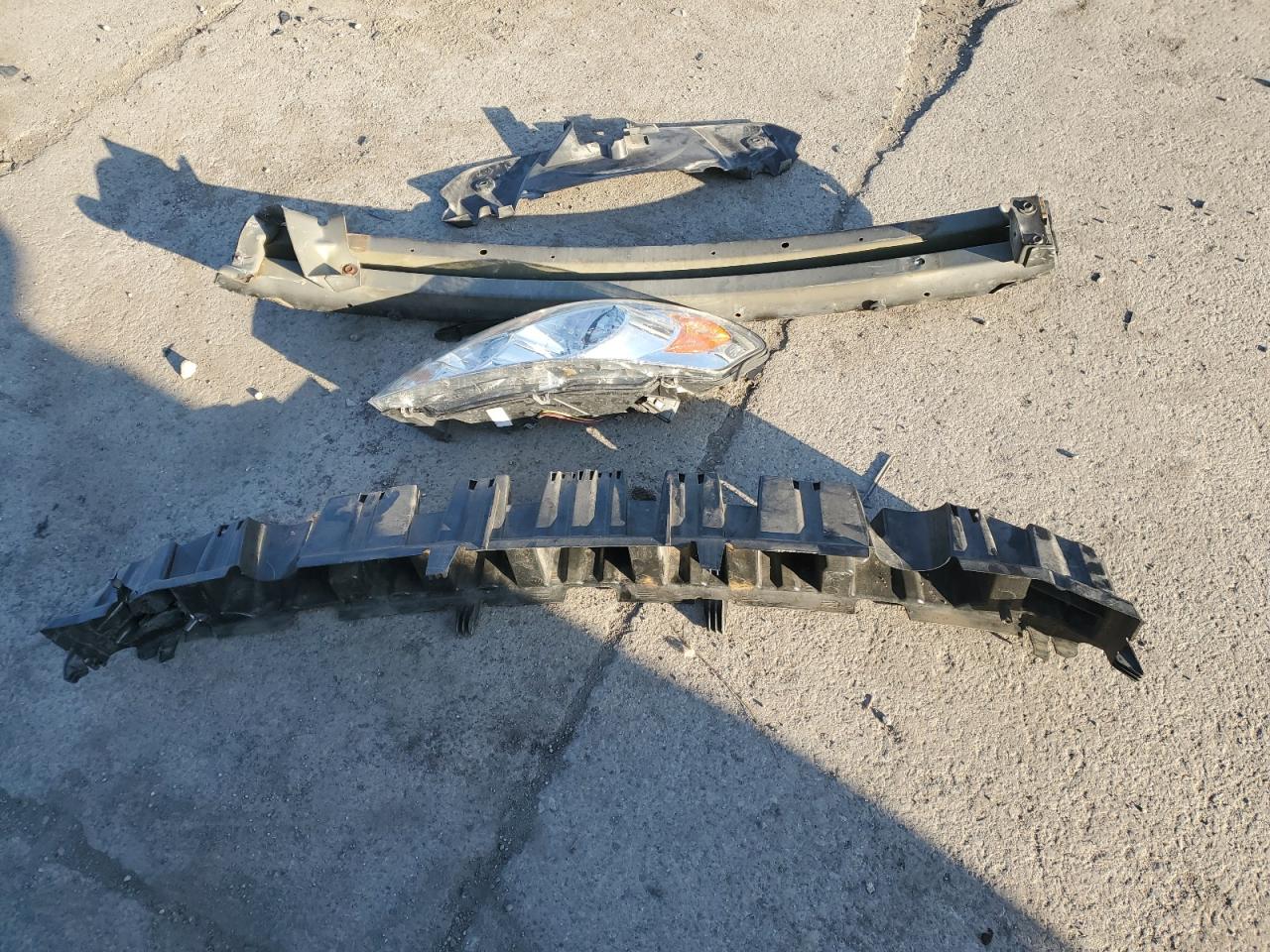 2014 Chevrolet Impala Limited Lt VIN: 2G1WB5E35E1135709 Lot: 85716035