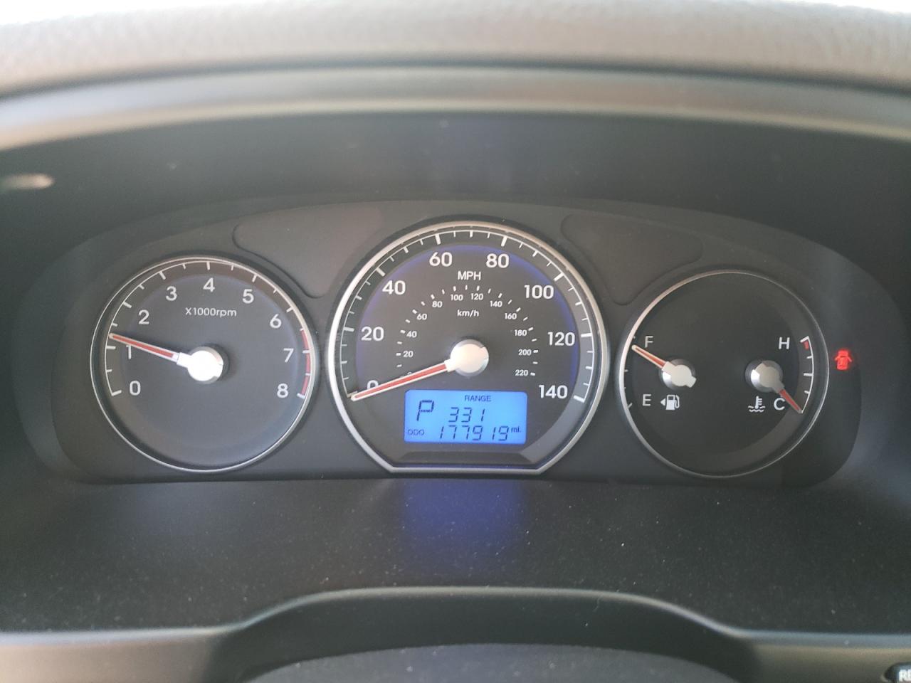 2010 Hyundai Santa Fe Gls VIN: 5NMSG3AB4AH393427 Lot: 82356455