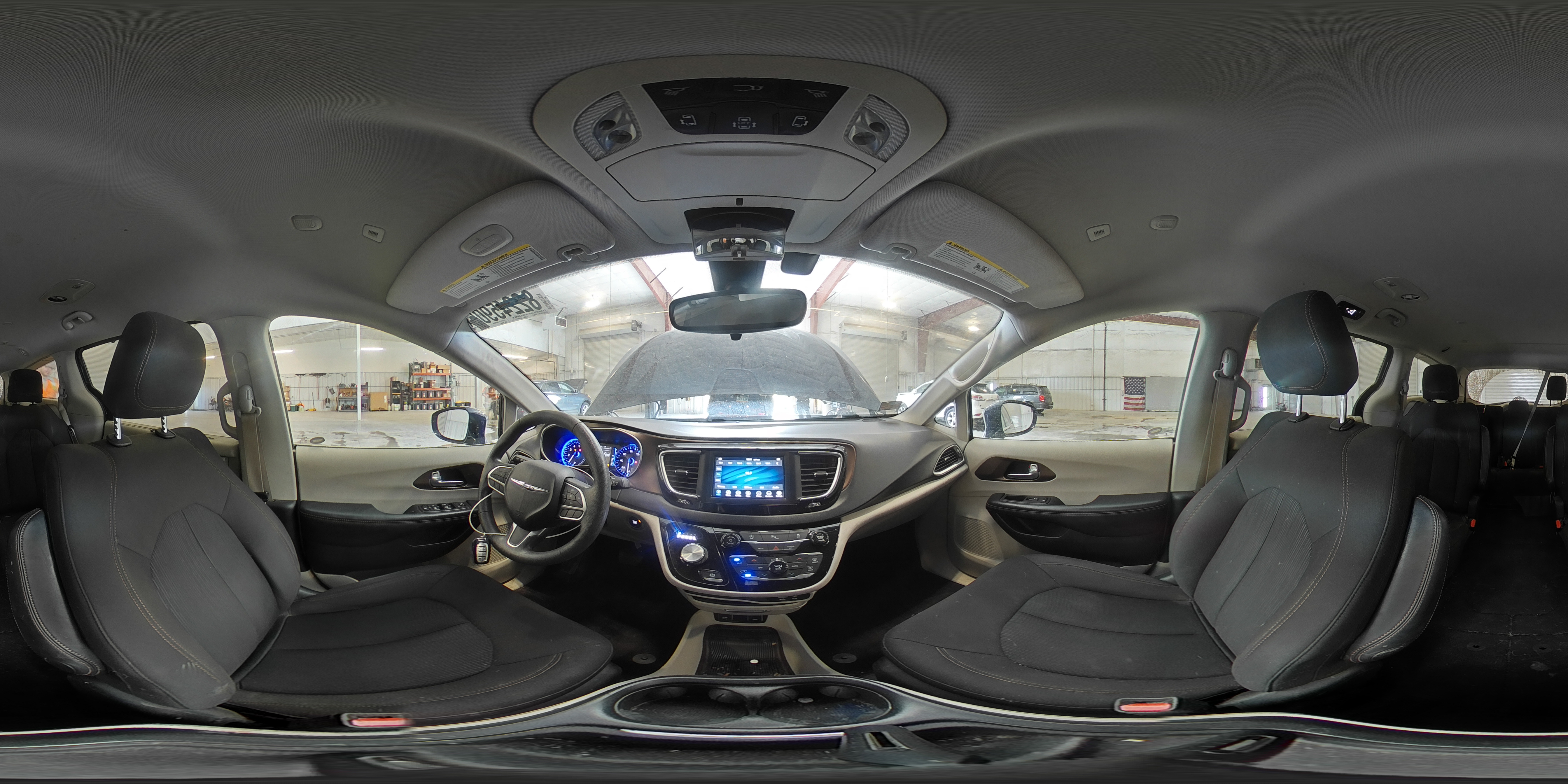 2018 Chrysler Pacifica Touring Plus VIN: 2C4RC1FG4JR104667 Lot: 82245905