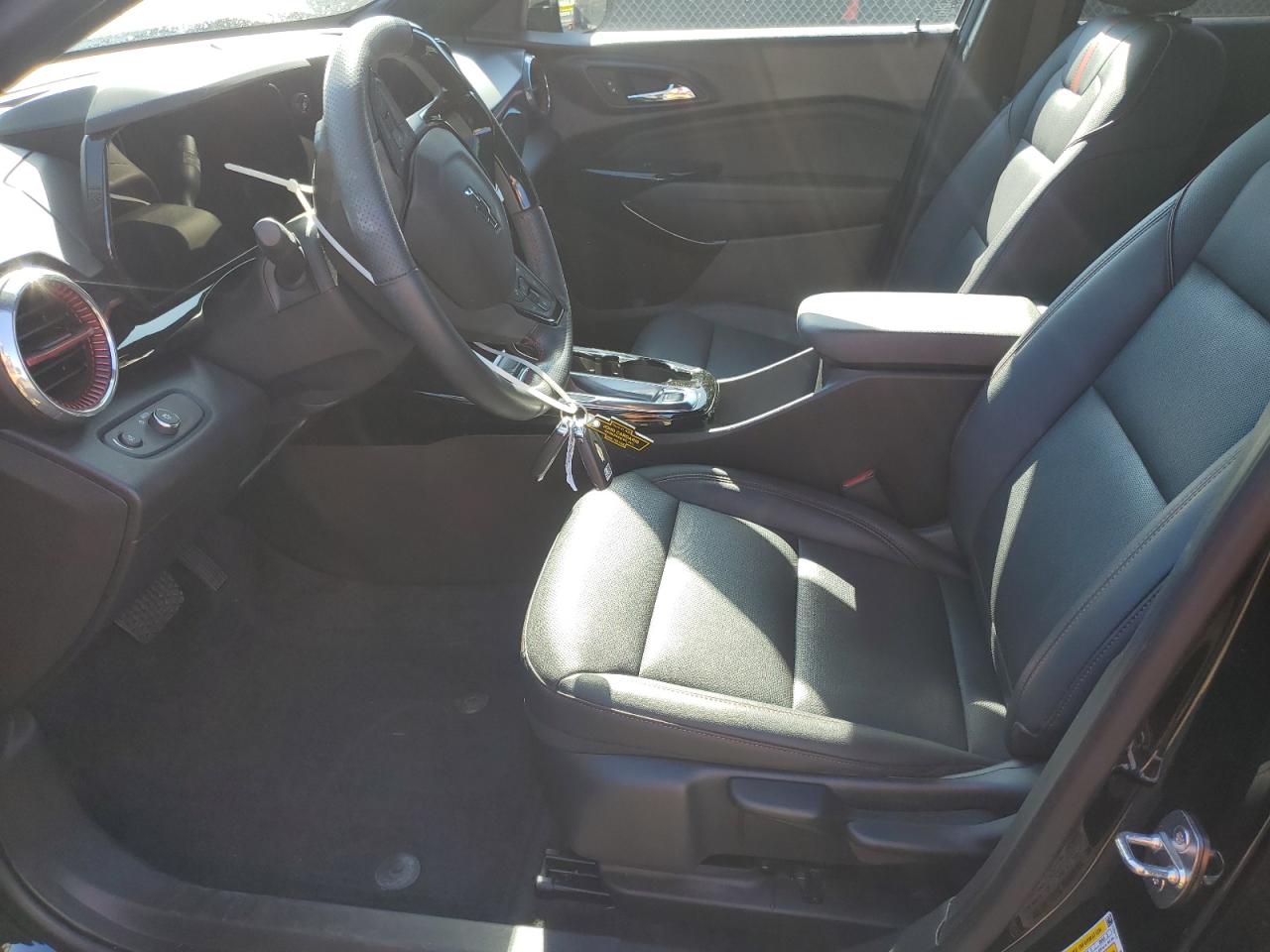 2024 Chevrolet Trax 2Rs VIN: KL77LJE25RC077283 Lot: 81896505