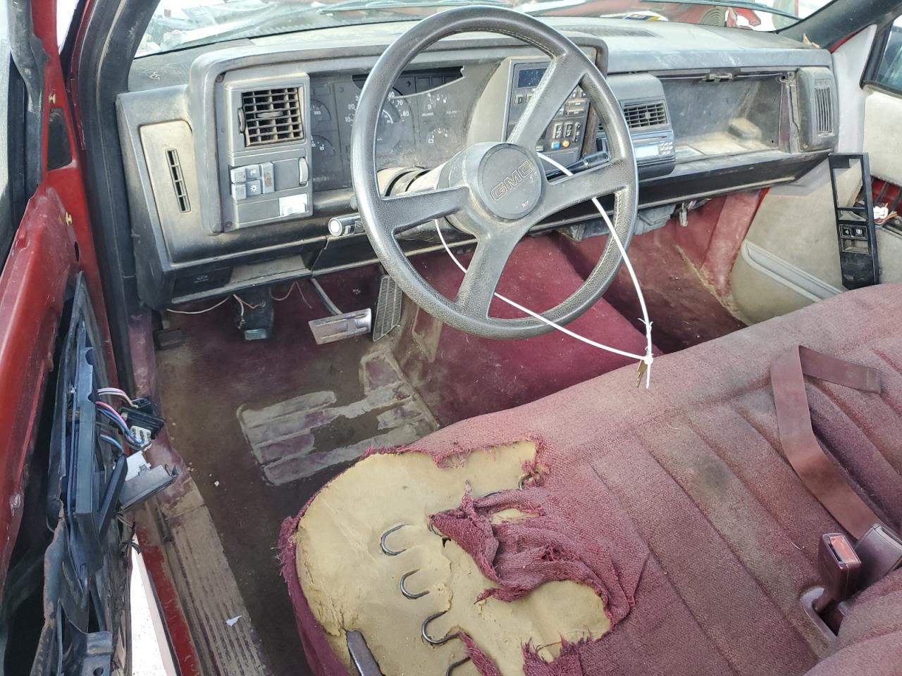 1989 GMC Sierra C1500 VIN: 1GTDC14K5KE501207 Lot: 82004945