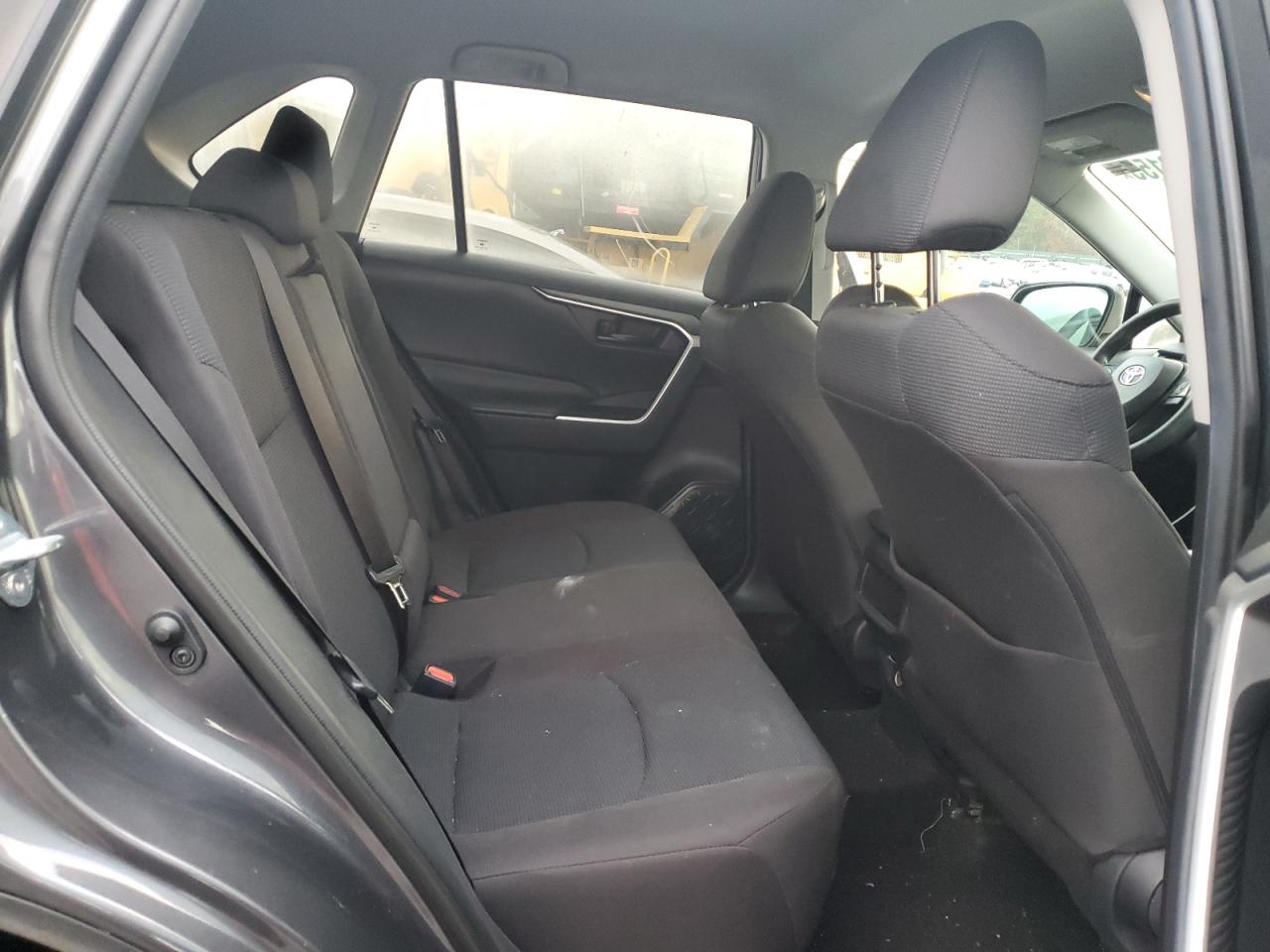 2020 Toyota Rav4 Le VIN: 2T3F1RFV0LW104700 Lot: 81988155