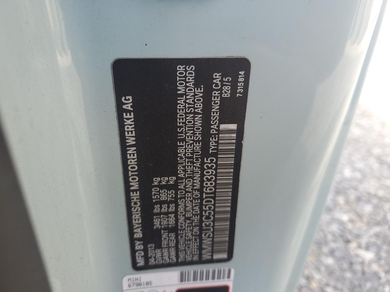 2013 Mini Cooper VIN: WMWSU3C55DT683935 Lot: 82300335