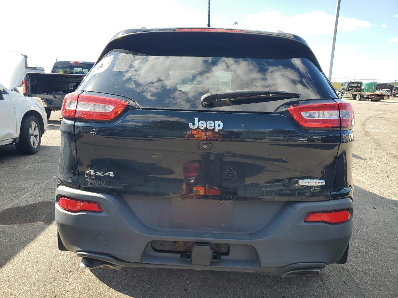 2017 Jeep Cherokee Latitude VIN: 1C4PJMCS7HW620899 Lot: 86069095