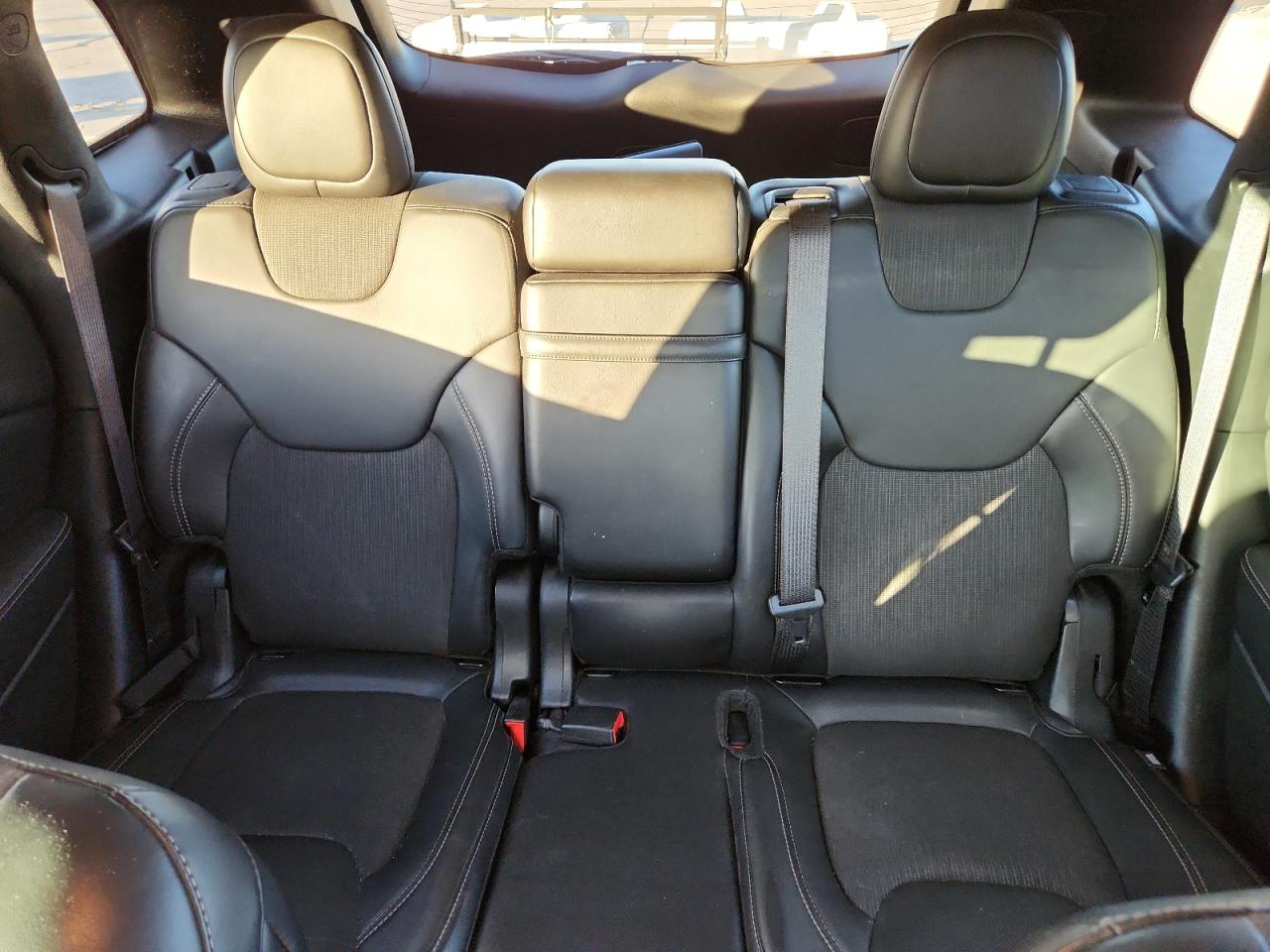 2018 Jeep Cherokee Latitude Plus VIN: 1C4PJMLX8JD562637 Lot: 85185625