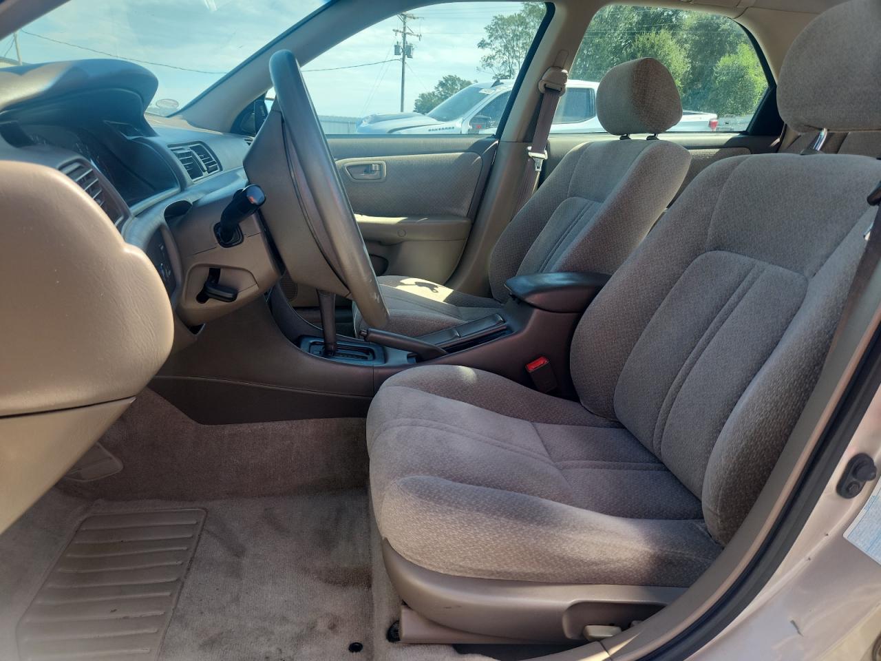 2000 Toyota Camry Ce VIN: 4T1BG22K9YU628850 Lot: 84764285