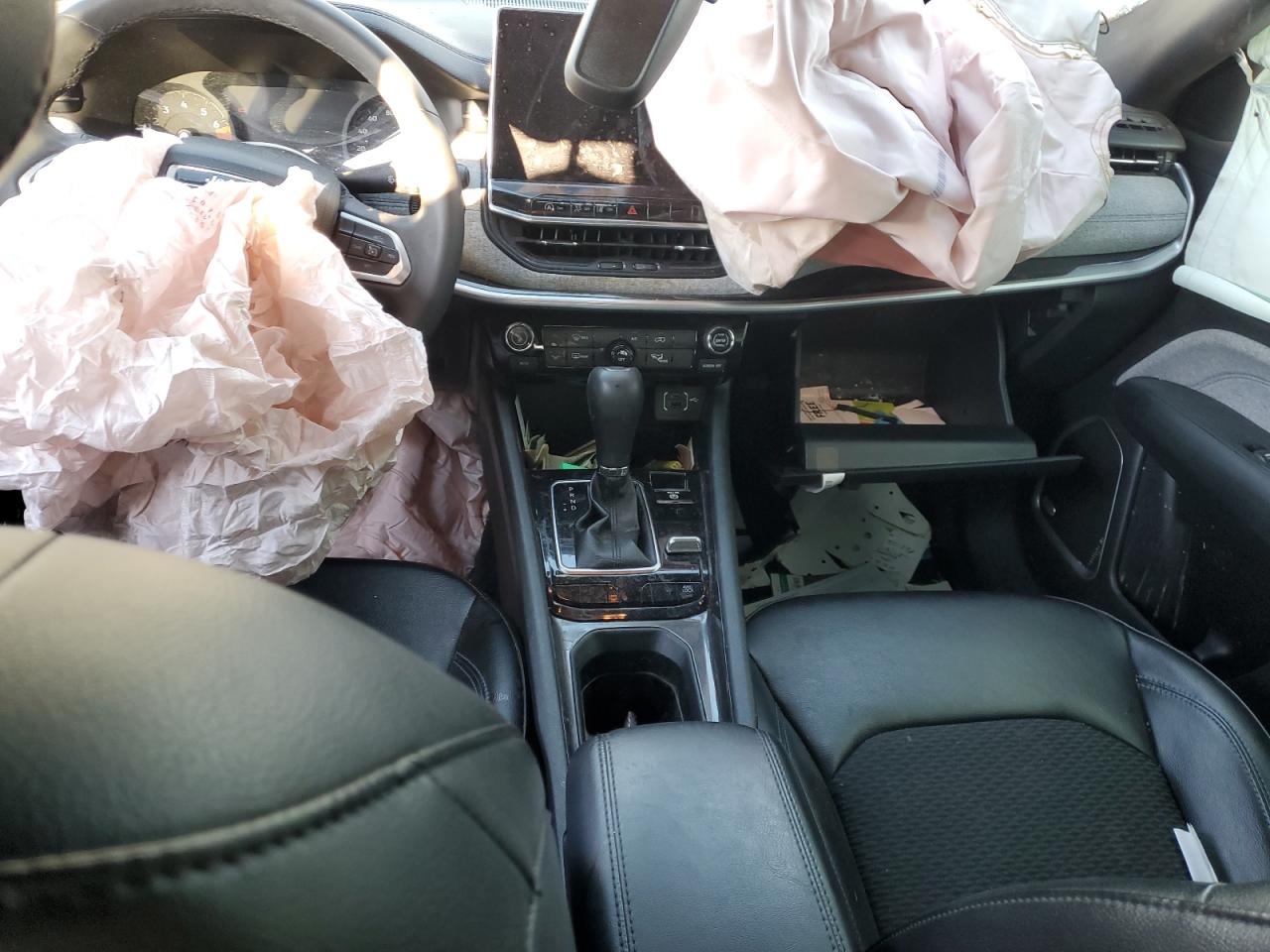 2023 Jeep Compass Latitude VIN: 3C4NJDBN0PT518402 Lot: 82297145