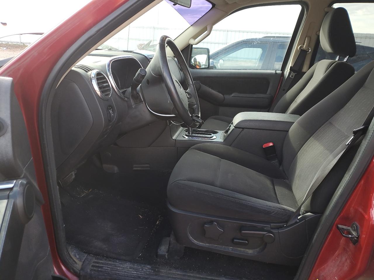 2010 Ford Explorer Xlt VIN: 1FMEU7DE8AUA62549 Lot: 85290205