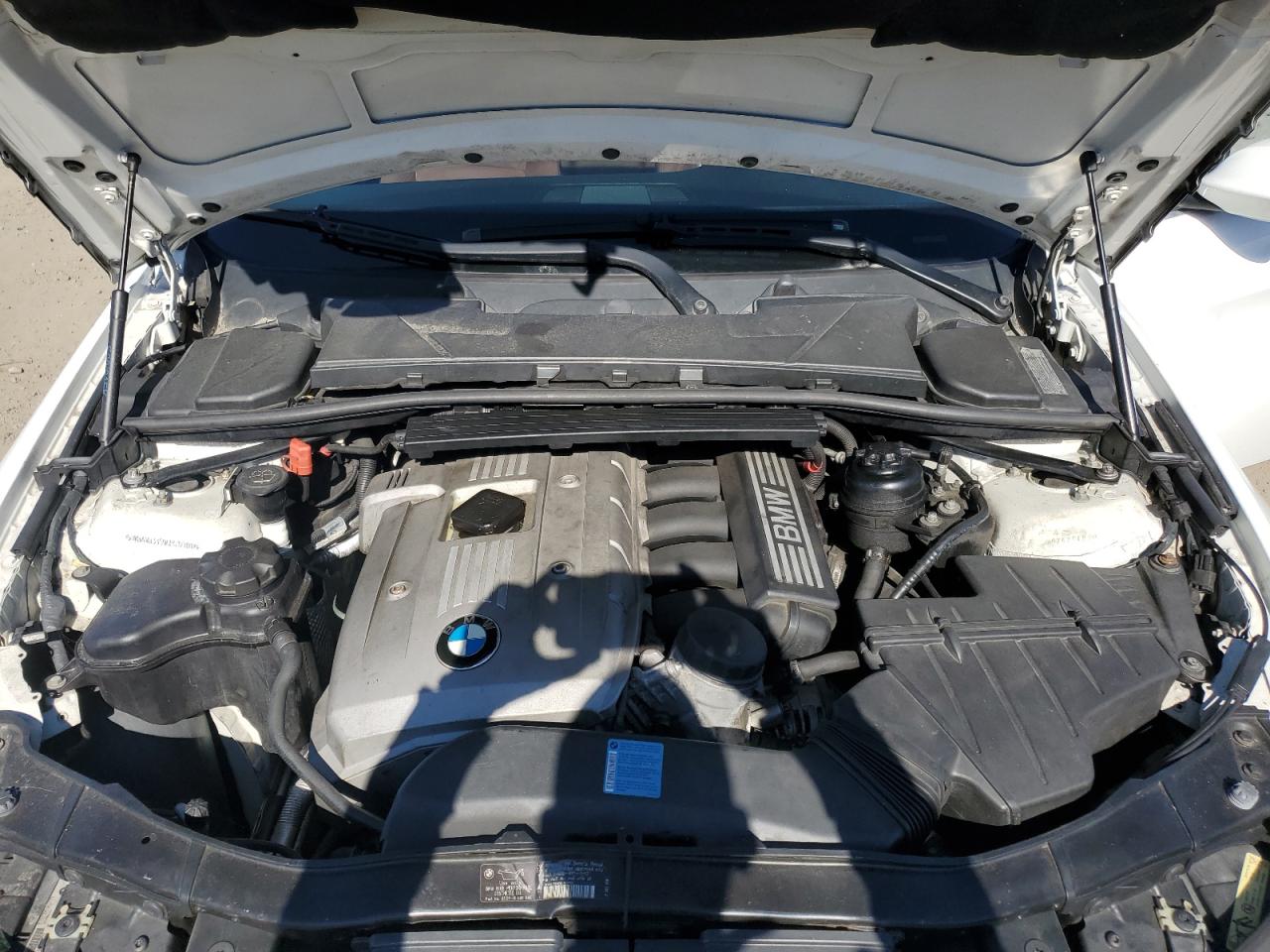 2006 BMW 330 I VIN: WBAVB33596PS17701 Lot: 86074485