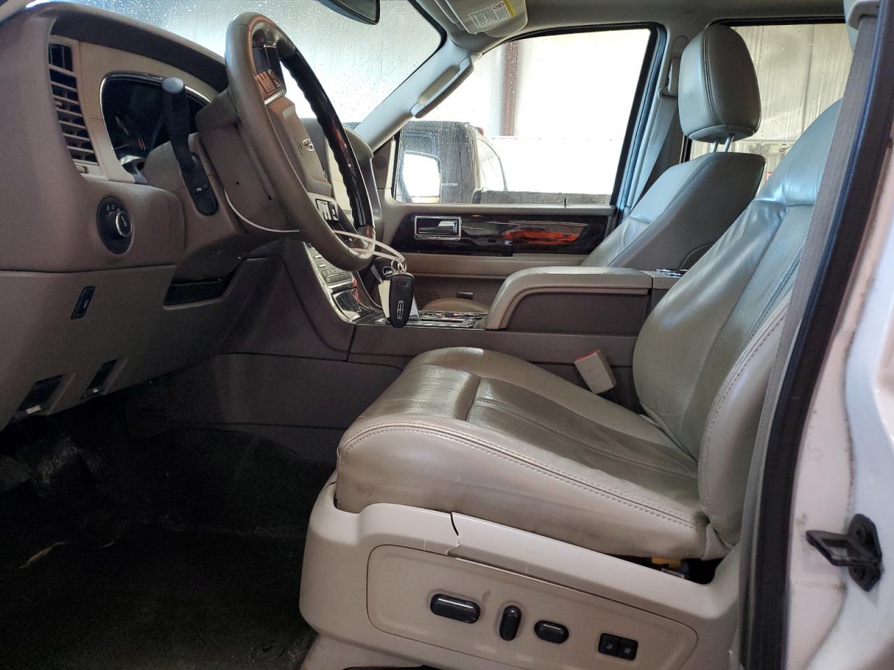 2016 Lincoln Navigator L Select VIN: 5LMJJ3JT9GEL09550 Lot: 85569705