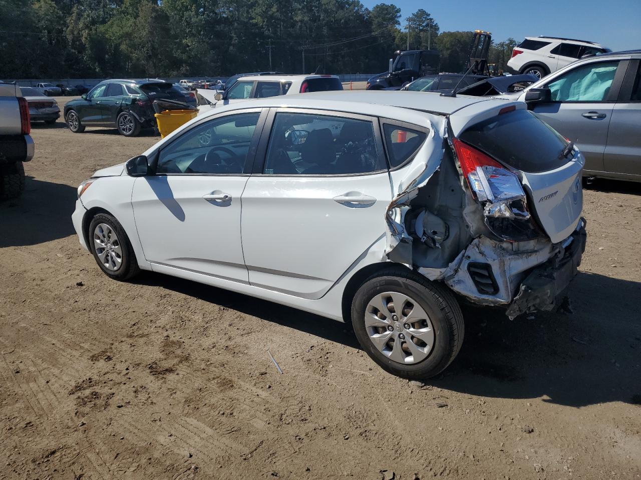 KMHCT5AEXFU218987 2015 Hyundai Accent Gs 2015 Hyundai Accent Gs VIN: KMHCT5AEXFU218987 Lot: 89665635