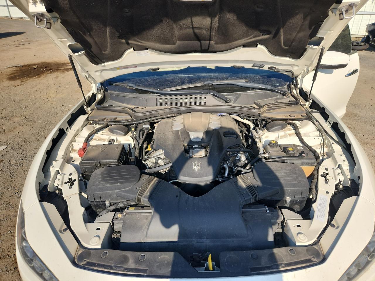 2019 Maserati Ghibli VIN: ZAM57XSA8K1335239 Lot: 85294895