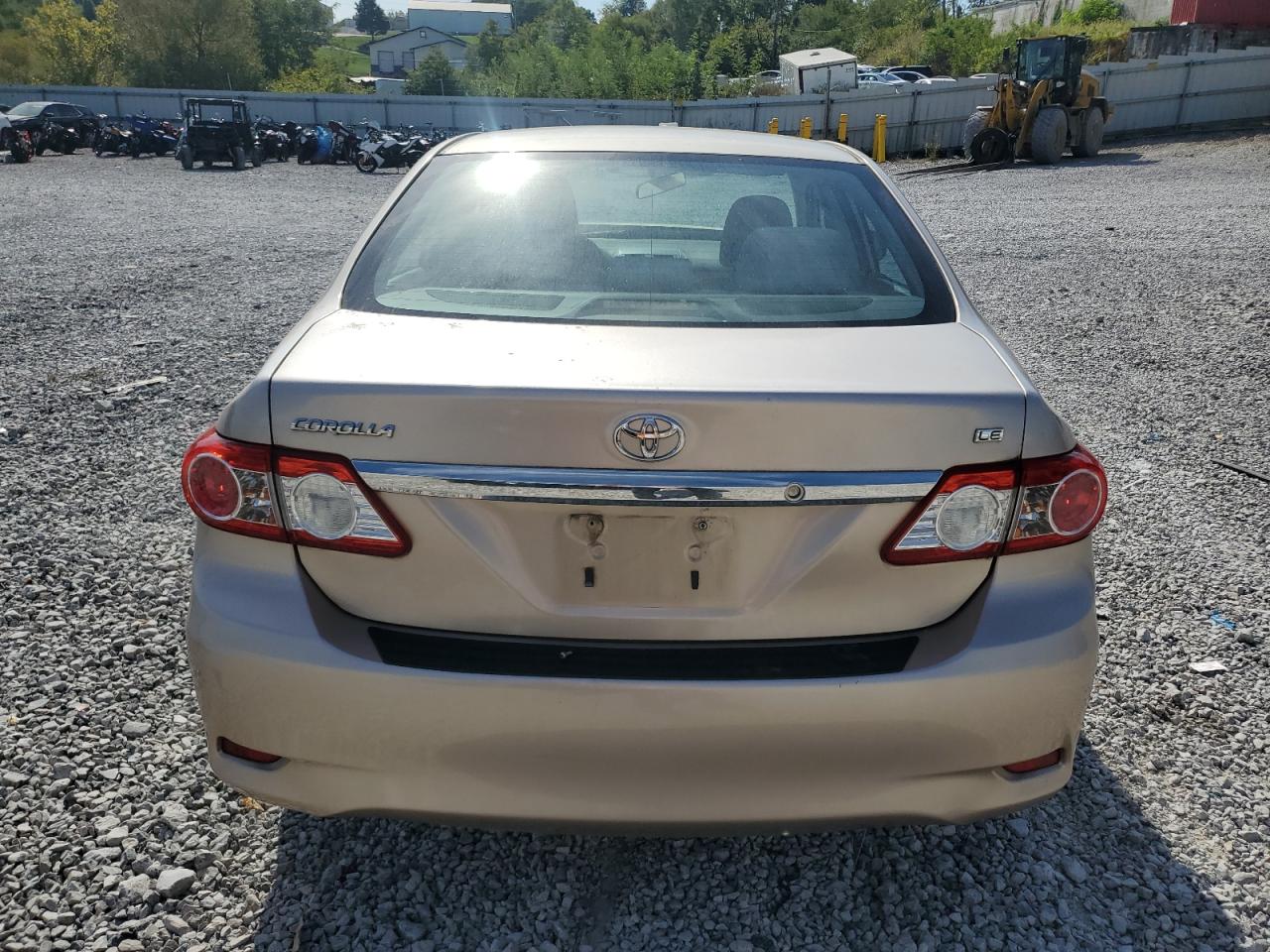 2011 Toyota Corolla Base VIN: 2T1BU4EEXBC652349 Lot: 85170225