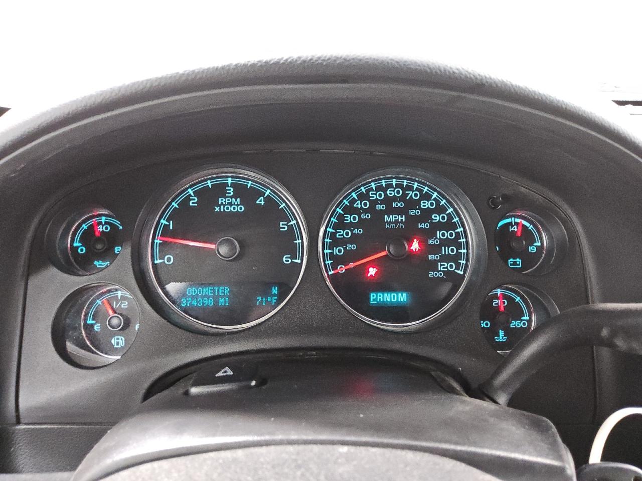 2014 Chevrolet Suburban K1500 Lt VIN: 1GNSKJE73ER228258 Lot: 85601405