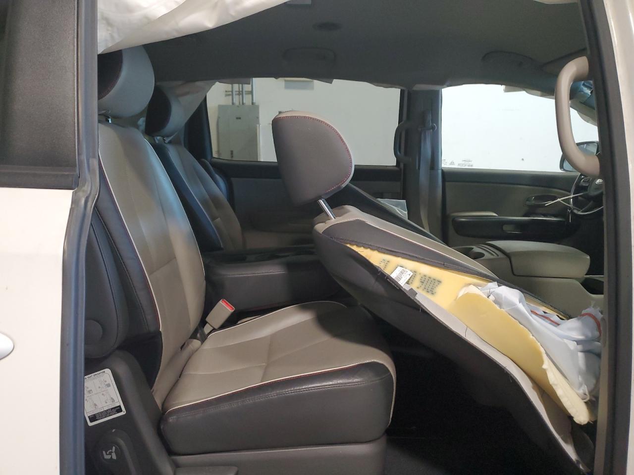 2017 Kia Sedona Lx VIN: KNDMB5C10H6268102 Lot: 83763375