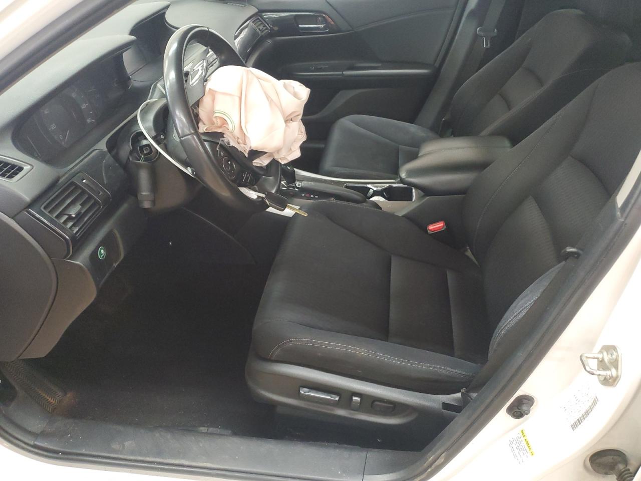 2015 Honda Accord Sport VIN: 1HGCR2F56FA020453 Lot: 85162305