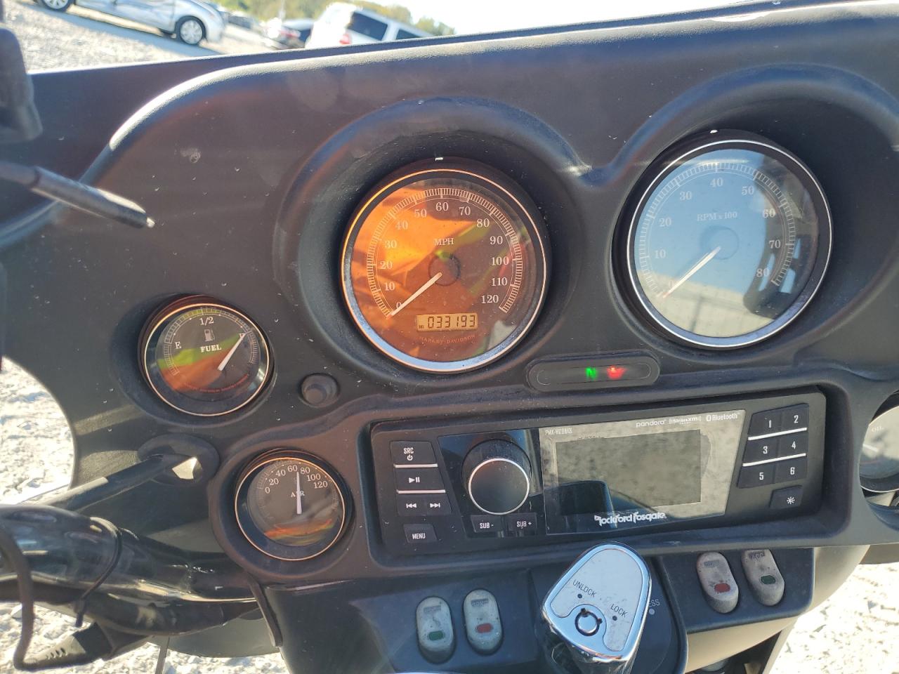 2013 Harley-Davidson Flhtcu Ultra Classic Electra Glide VIN: 1HD1FCM10DB665075 Lot: 86787125