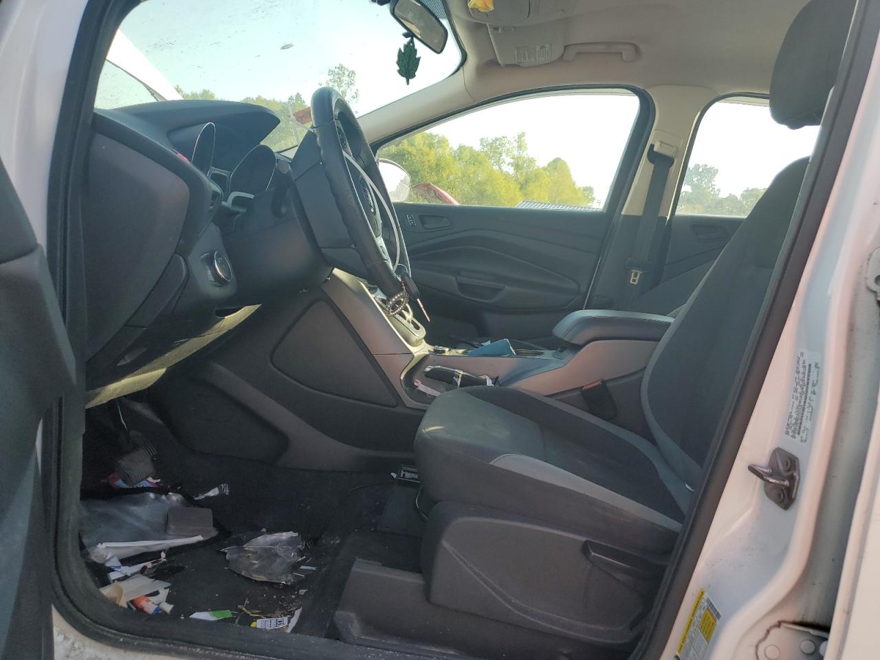 2014 Ford Escape S VIN: 1FMCU0F78EUD41826 Lot: 84560225