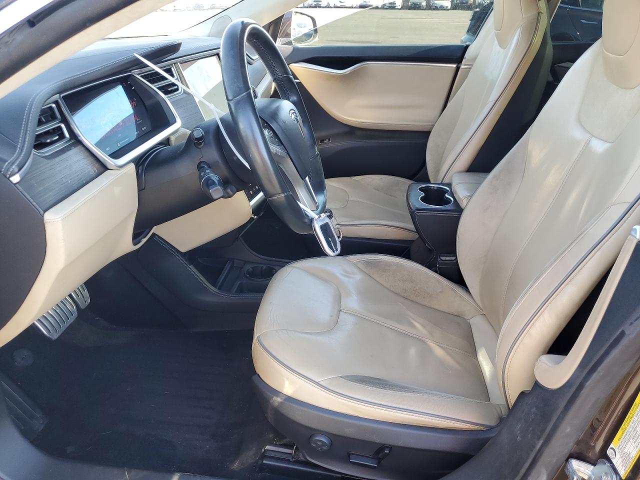 2014 Tesla Model S VIN: 5YJSA1H14EFP32794 Lot: 84924085