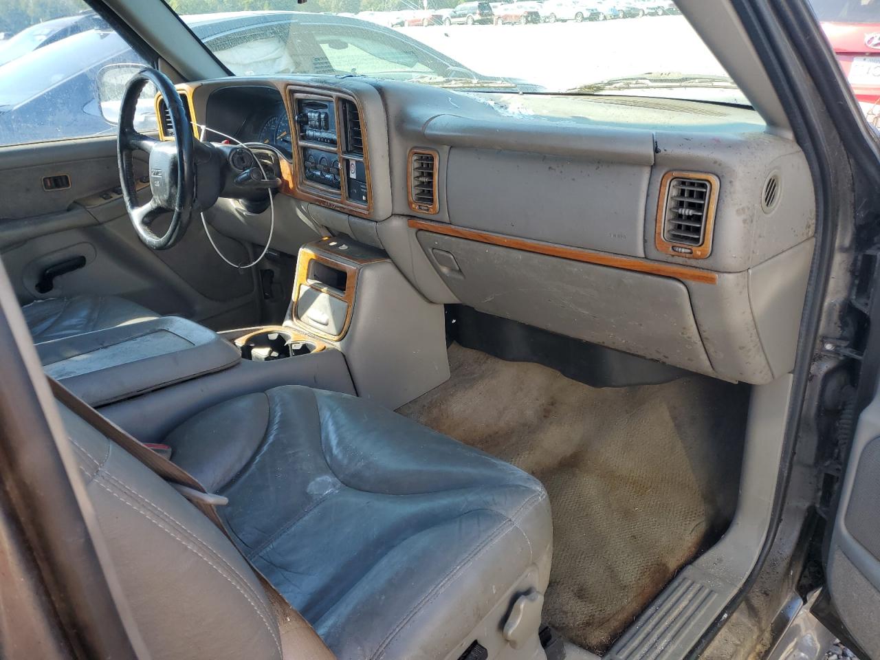 2000 GMC New Sierra C1500 VIN: 1GTEC19T2YZ348244 Lot: 86258095