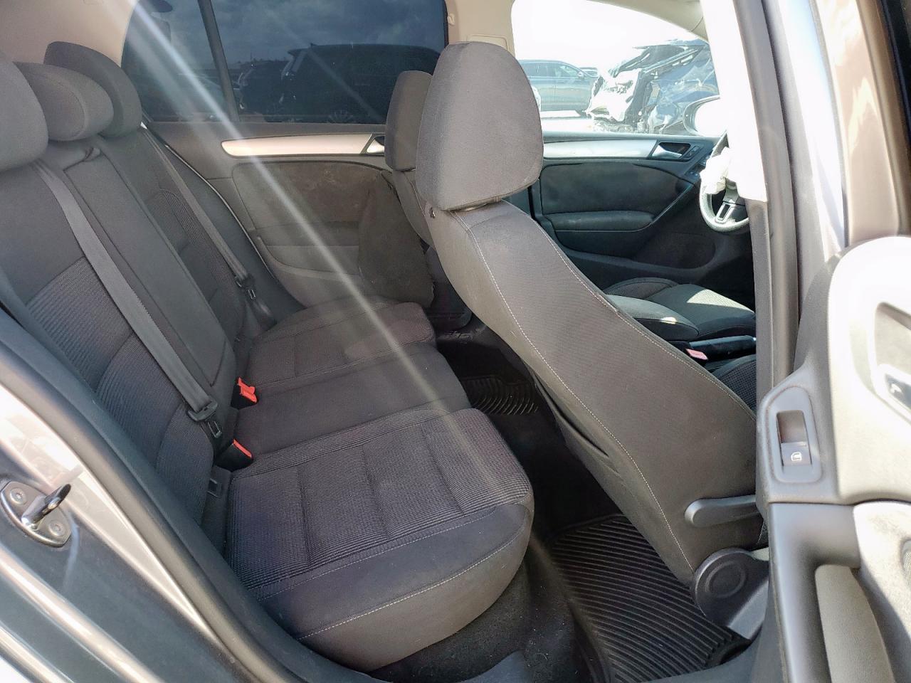 2012 Volkswagen Golf VIN: WVWDB7AJXCW173747 Lot: 85371995