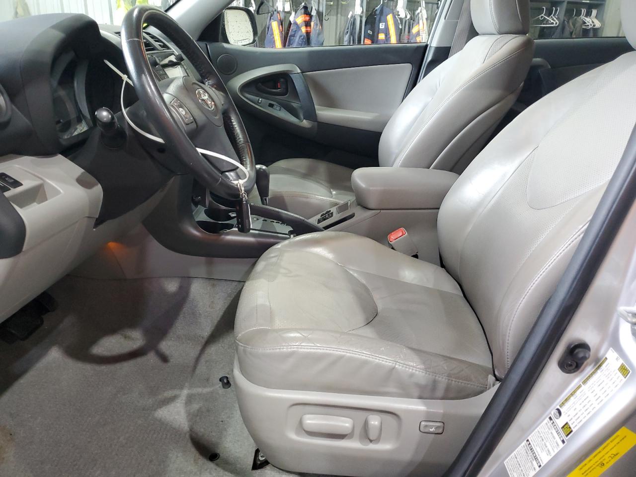 2009 Toyota Rav4 Limited VIN: 2T3BF31V09W017215 Lot: 85673935