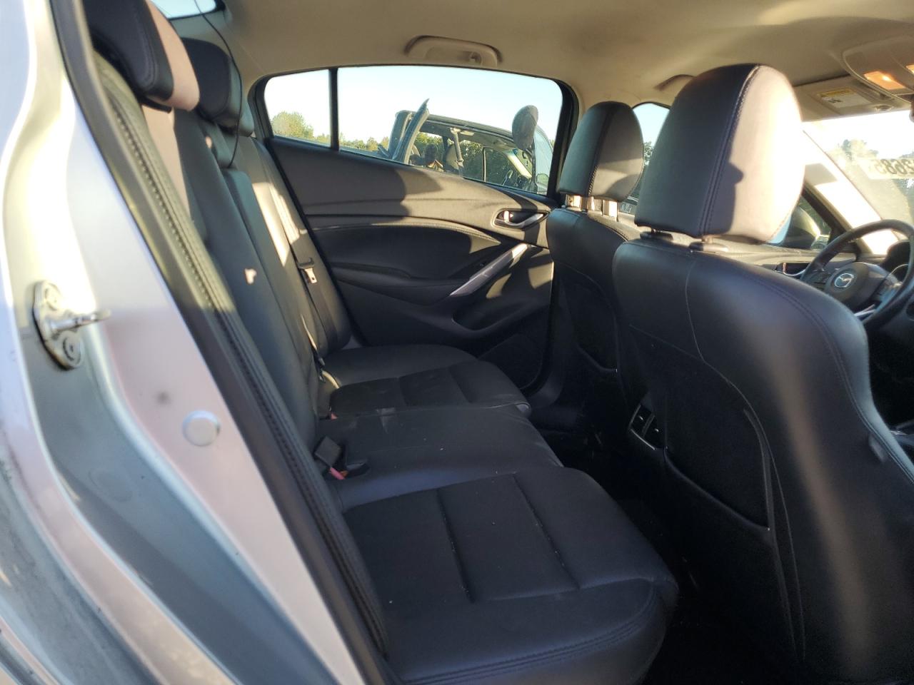 2016 Mazda 6 Touring VIN: JM1GJ1V52G1460643 Lot: 82342685