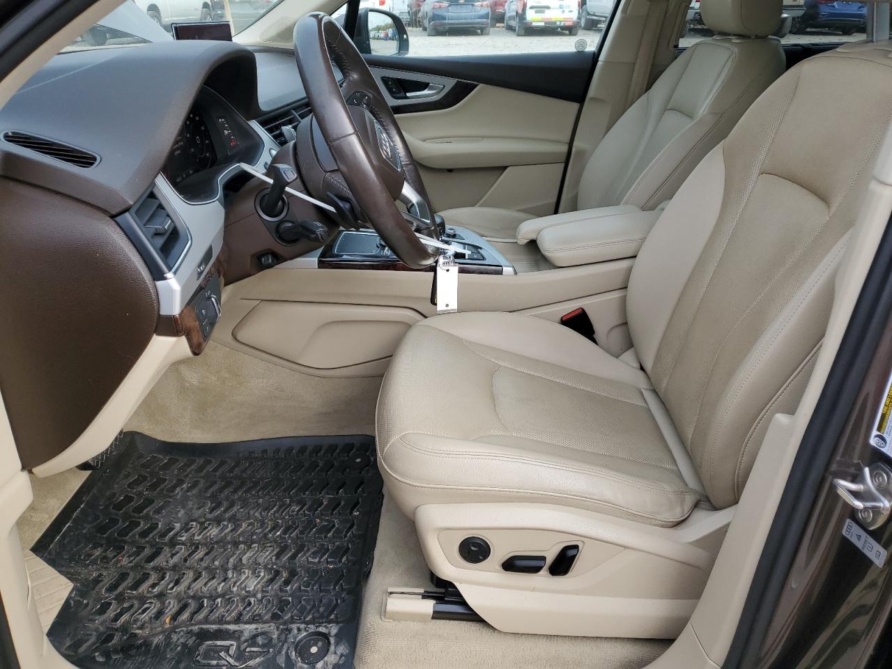 2018 Audi Q7 Premium Plus VIN: WA1LHAF75JD006560 Lot: 85961905