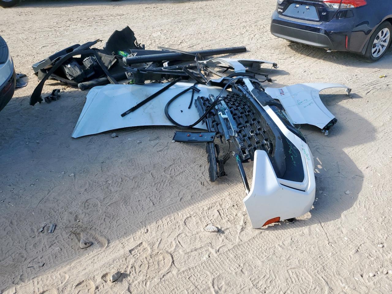 2022 Chevrolet Suburban K VIN: 1GNSKDKD4NR322015 Lot: 82237645