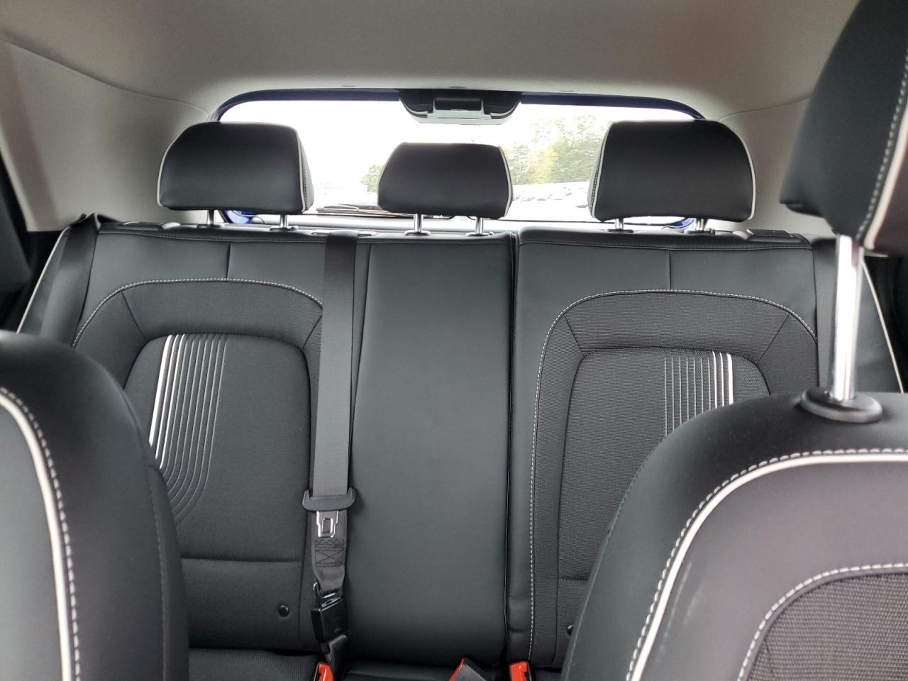 2024 Hyundai Venue Sel VIN: KMHRC8A33RU320937 Lot: 82438905