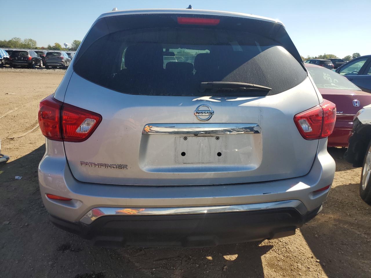 2018 Nissan Pathfinder S VIN: 5N1DR2MN1JC679099 Lot: 85328135