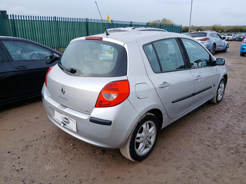 2006 RENAULT CLIO 1.6 VVT PRIVILEGE 5DR AUTO
