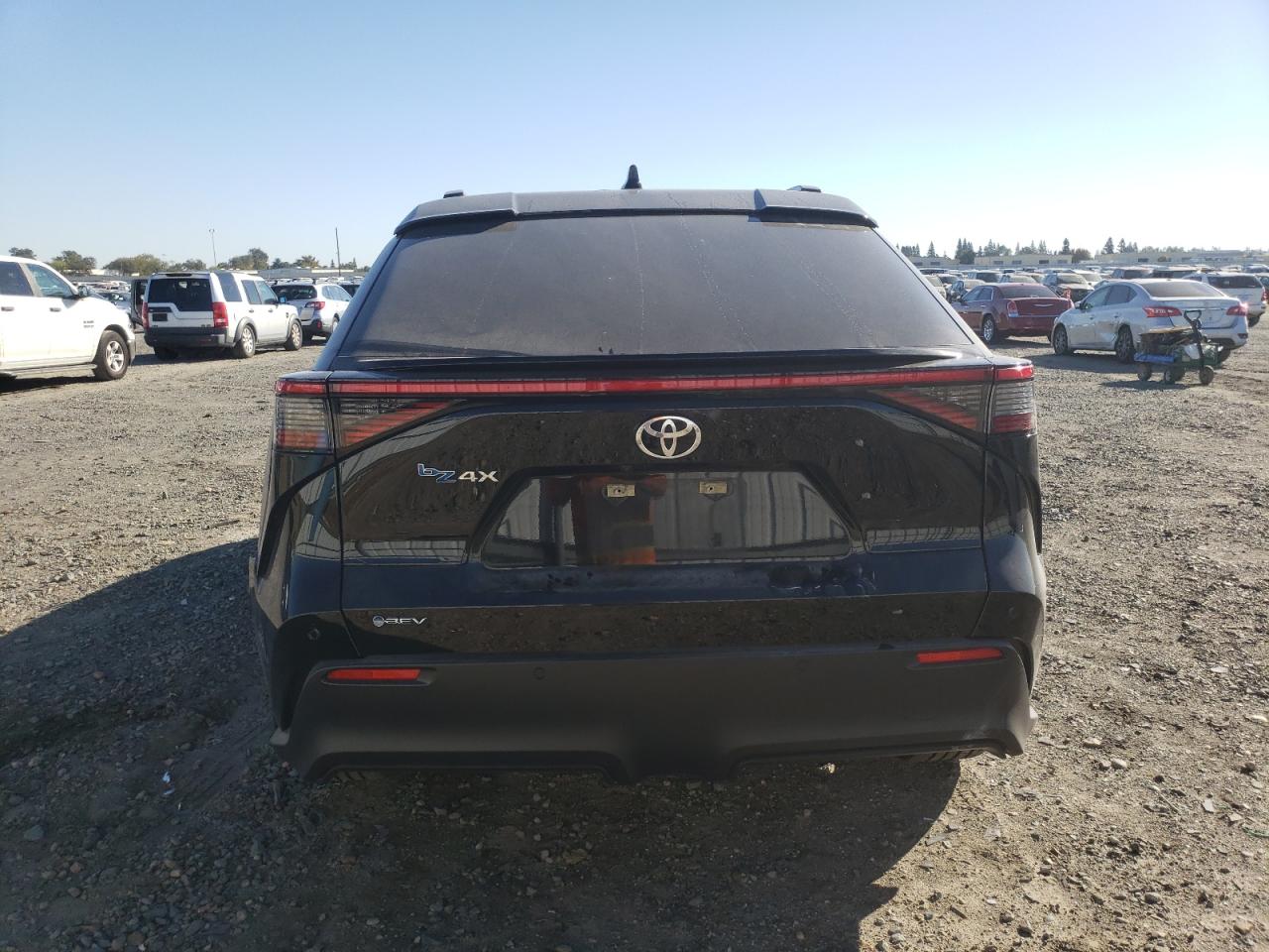 2024 Toyota Bz4X Xle VIN: JTMAAAAA6RA046096 Lot: 82525025