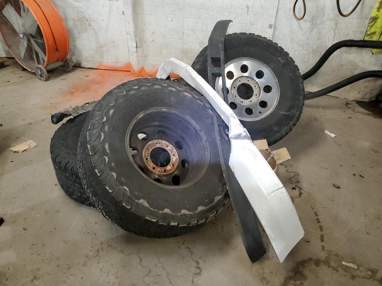 2005 Ford F250 Super Duty VIN: 1FTSW21P75EA80423 Lot: 82385995