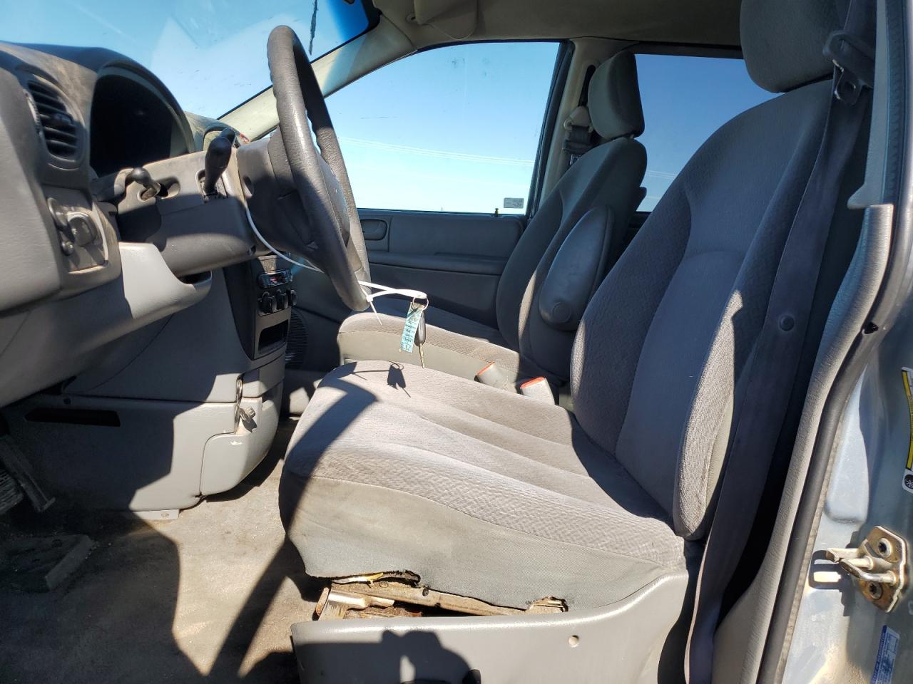 2005 Dodge Grand Caravan Se VIN: 1D4GP24R85B388642 Lot: 82424875