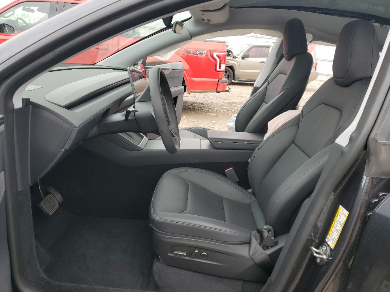 2026 Tesla Model Y VIN: 7SAYGDEE1TF334122 Lot: 82268545