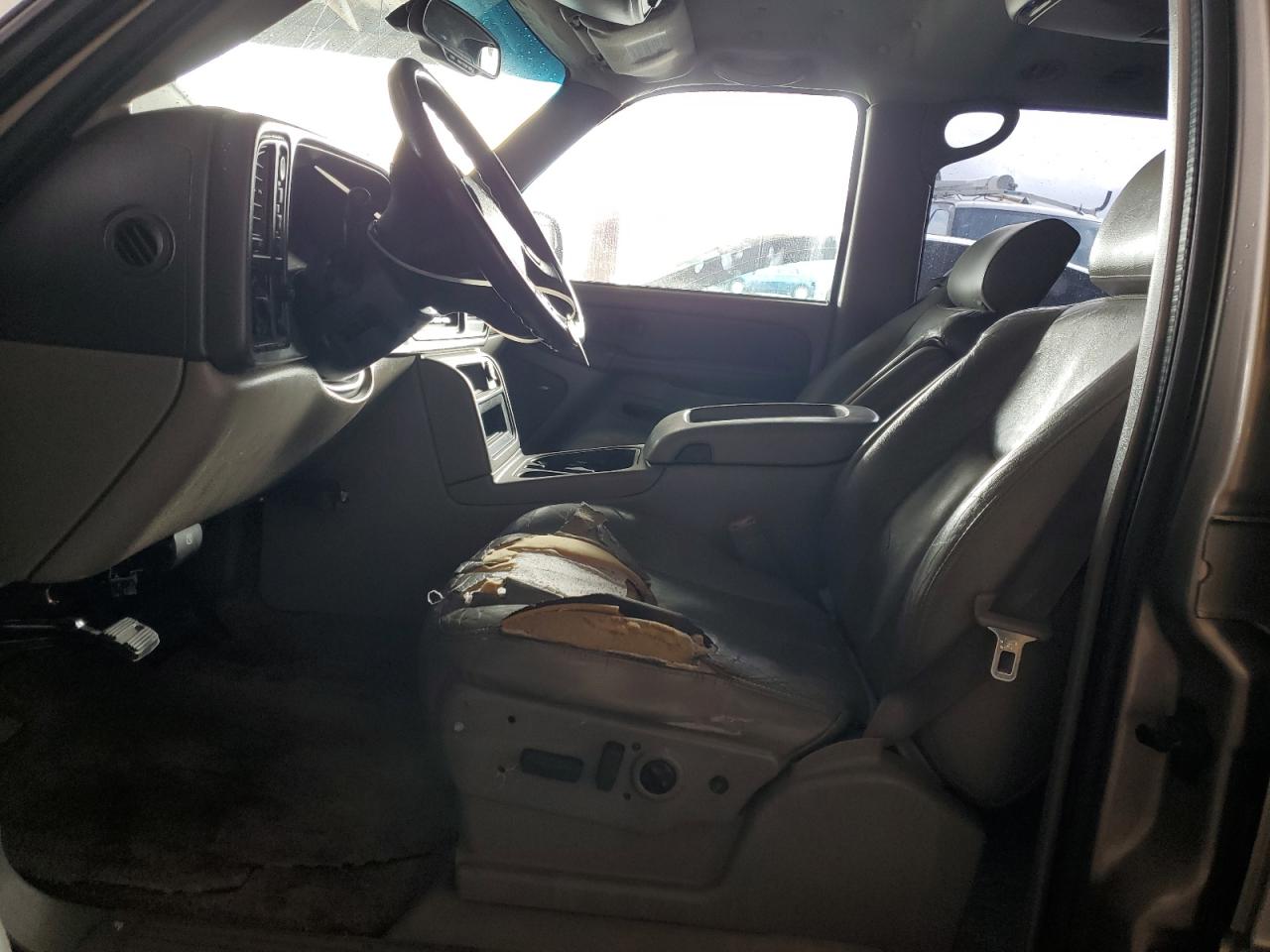 2003 GMC Yukon Xl K2500 VIN: 3GKGK26G83G153111 Lot: 84266025